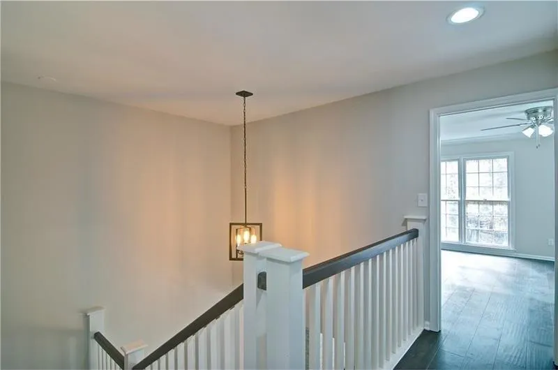 208 Brandywine Circle, Sandy Springs, Georgia 30350, 4 Bedrooms Bedrooms, ,3 BathroomsBathrooms,Residential,Sold,208 Brandywine Circle,6107053