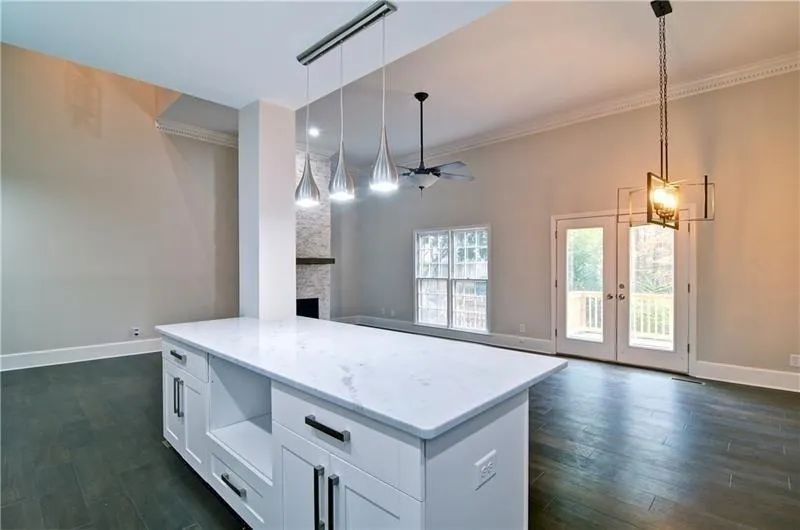 208 Brandywine Circle, Sandy Springs, Georgia 30350, 4 Bedrooms Bedrooms, ,3 BathroomsBathrooms,Residential,Sold,208 Brandywine Circle,6107053