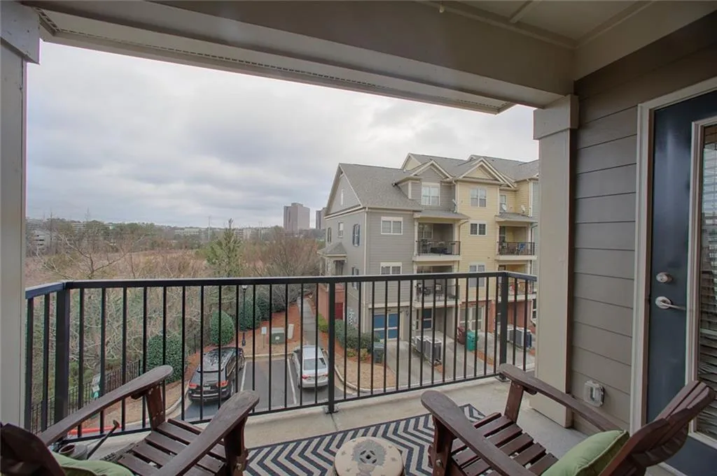 6474 Chariot Street Unit 22, Sandy Springs, Georgia 30328, 2 Bedrooms Bedrooms, ,2 BathroomsBathrooms,Residential,Sold,6474 Chariot Street Unit 22,5965490