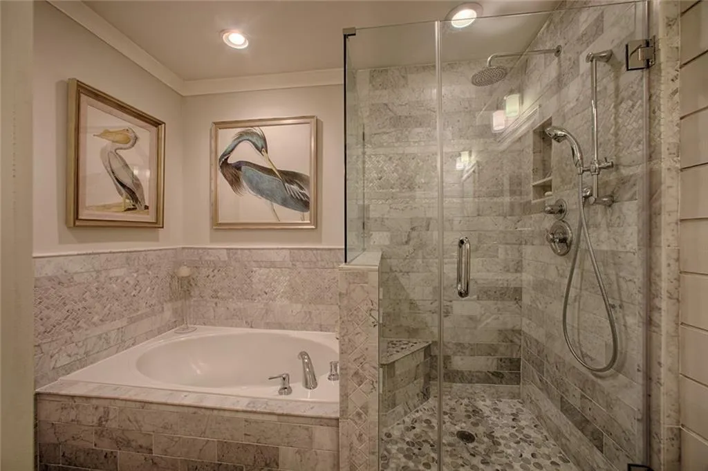 6474 Chariot Street Unit 22, Sandy Springs, Georgia 30328, 2 Bedrooms Bedrooms, ,2 BathroomsBathrooms,Residential,Sold,6474 Chariot Street Unit 22,5965490