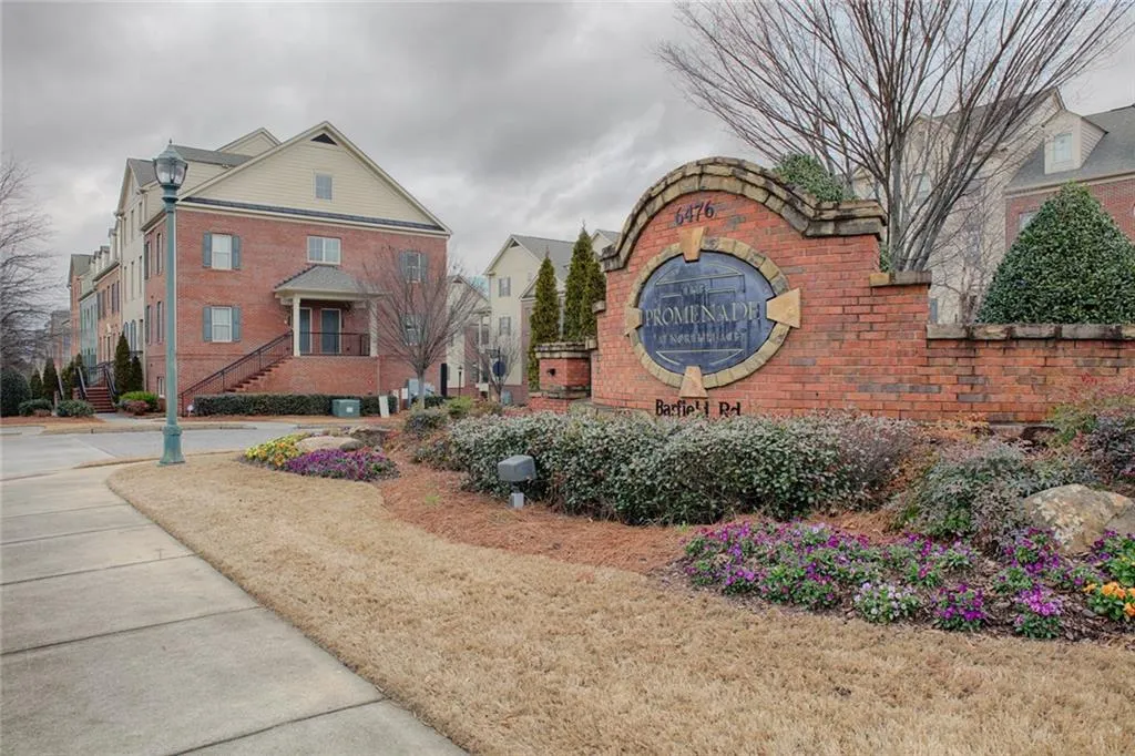 6474 Chariot Street Unit 22, Sandy Springs, Georgia 30328, 2 Bedrooms Bedrooms, ,2 BathroomsBathrooms,Residential,Sold,6474 Chariot Street Unit 22,5965490