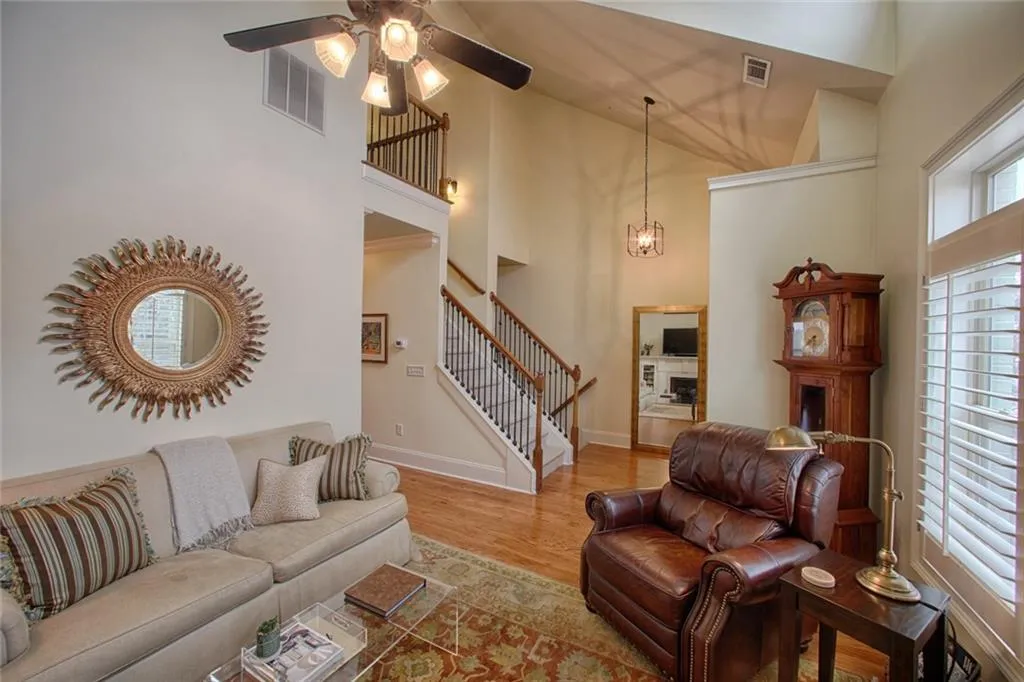 6474 Chariot Street Unit 22, Sandy Springs, Georgia 30328, 2 Bedrooms Bedrooms, ,2 BathroomsBathrooms,Residential,Sold,6474 Chariot Street Unit 22,5965490