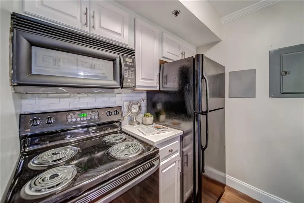 795 Hammond Drive Unit 211, Atlanta, Georgia 30328, 1 Bedroom Bedrooms, ,1 BathroomBathrooms,Residential,Sold,795 Hammond Drive Unit 211,7070946