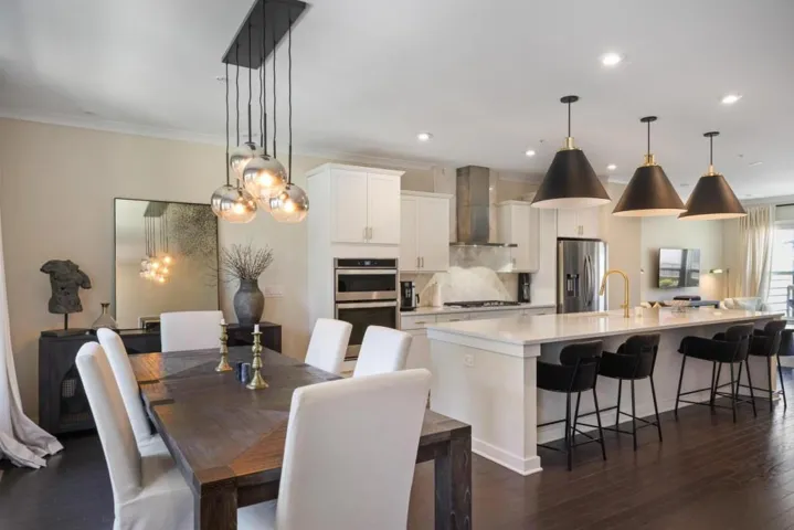 1008 Burnside Lane Nw, Atlanta, Georgia 30318