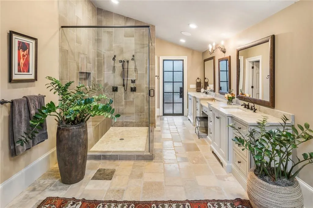 75 Finch Forest Trail, Sandy Springs, Georgia 30327, 6 Bedrooms Bedrooms, ,7 BathroomsBathrooms,Residential,Sold,75 Finch Forest Trail,6819130