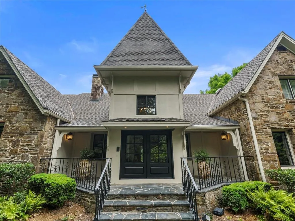 75 Finch Forest Trail, Sandy Springs, Georgia 30327, 6 Bedrooms Bedrooms, ,7 BathroomsBathrooms,Residential,Sold,75 Finch Forest Trail,6819130