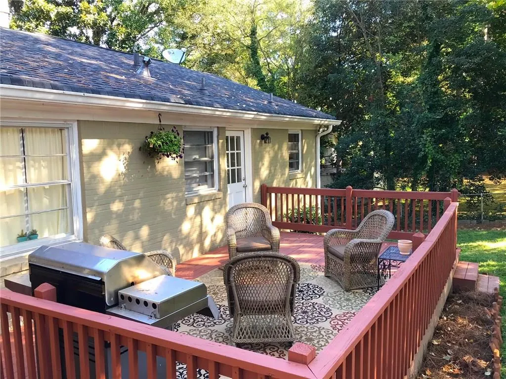 682 Upton Road Nw, Atlanta, Georgia 30318, 3 Bedrooms Bedrooms, ,2 BathroomsBathrooms,Residential,Sold,682 Upton Road Nw,5928108