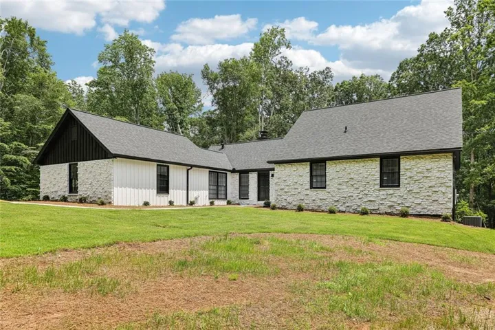 2725 Glendale Drive Ne, Conyers, Georgia 30013