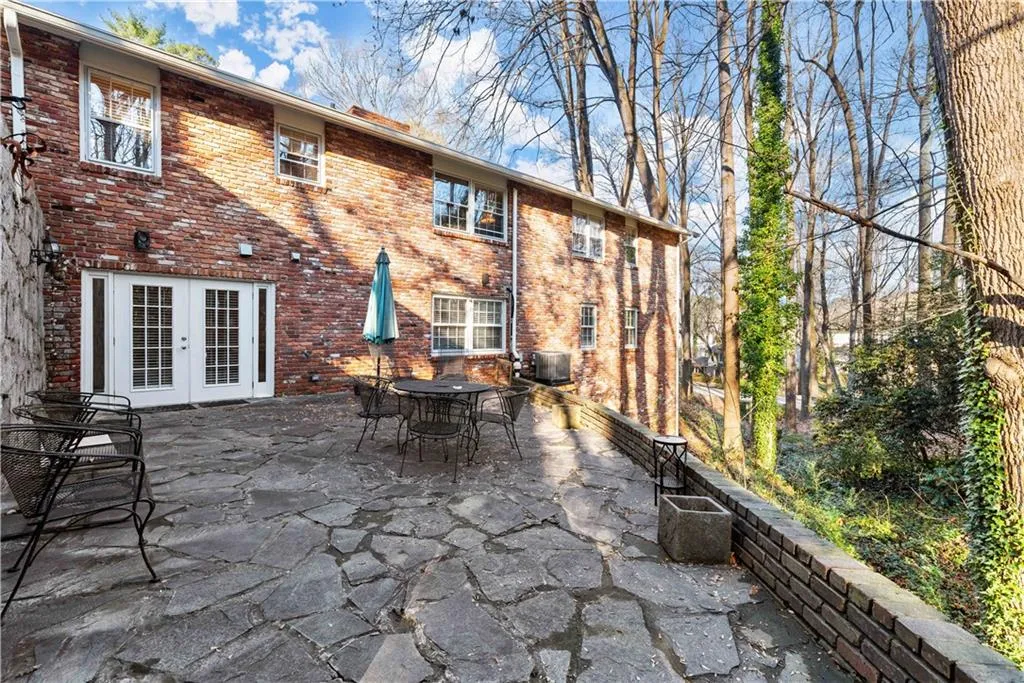 5645 Colton Drive, Atlanta, Georgia 30342, 4 Bedrooms Bedrooms, ,3 BathroomsBathrooms,Residential,Sold,5645 Colton Drive,6988804