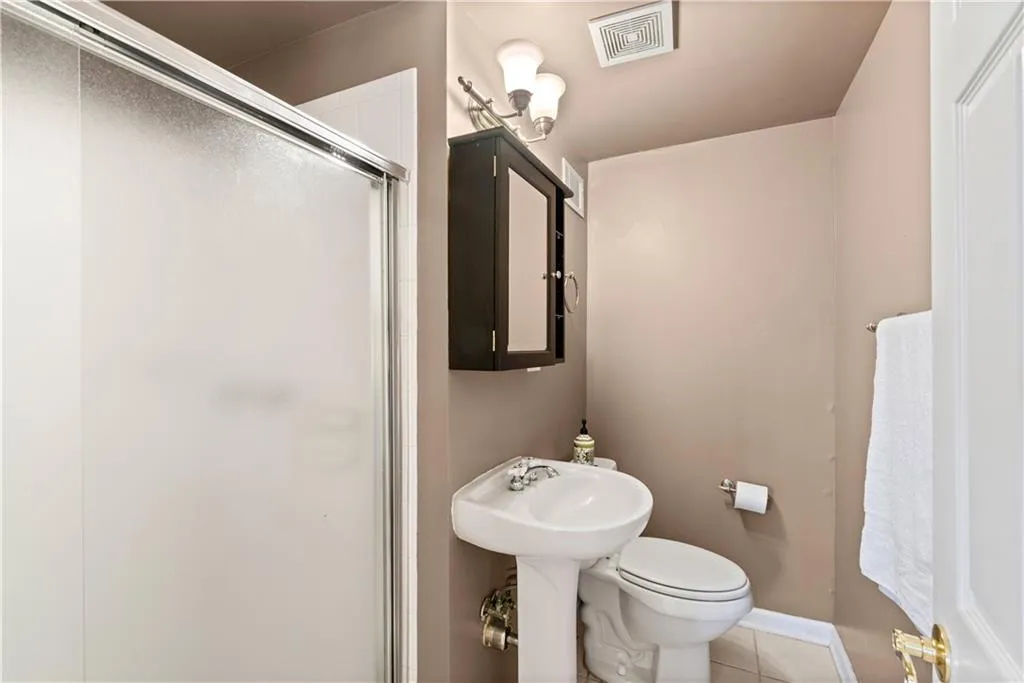 5645 Colton Drive, Atlanta, Georgia 30342, 4 Bedrooms Bedrooms, ,3 BathroomsBathrooms,Residential,Sold,5645 Colton Drive,6988804