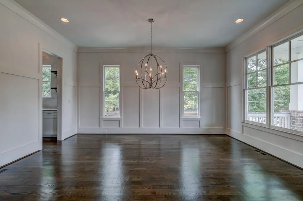 1082 Victoria Street Ne, Brookhaven, Georgia 30319, 6 Bedrooms Bedrooms, ,5 BathroomsBathrooms,Residential,Sold,1082 Victoria Street Ne,5892694