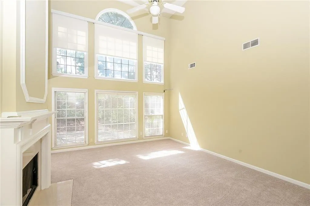 255 Somerset Court, Sandy Springs, Georgia 30350, 4 Bedrooms Bedrooms, ,3 BathroomsBathrooms,Residential,Sold,255 Somerset Court,5852715