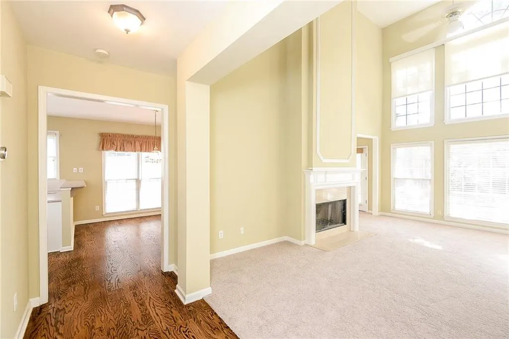 255 Somerset Court, Sandy Springs, Georgia 30350, 4 Bedrooms Bedrooms, ,3 BathroomsBathrooms,Residential,Sold,255 Somerset Court,5852715