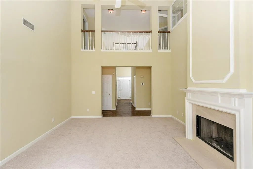 255 Somerset Court, Sandy Springs, Georgia 30350, 4 Bedrooms Bedrooms, ,3 BathroomsBathrooms,Residential,Sold,255 Somerset Court,5852715