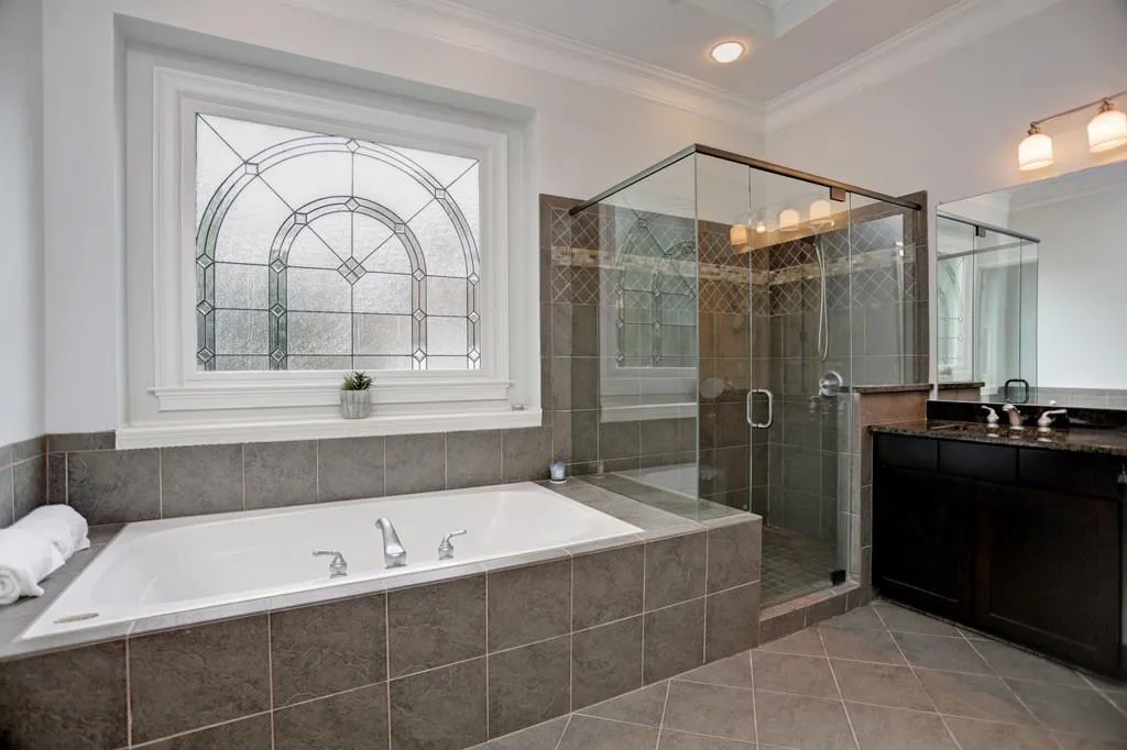 245 Lake Summit View, Atlanta, Georgia 30342, 5 Bedrooms Bedrooms, ,4 BathroomsBathrooms,Residential,Sold,245 Lake Summit View,5892560