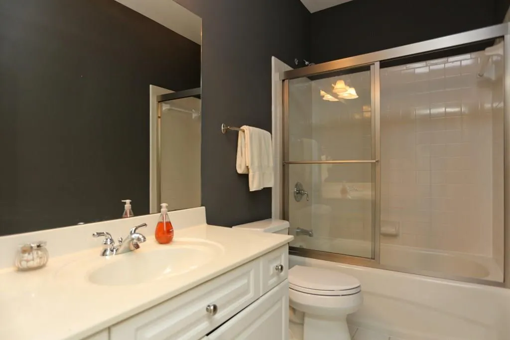 245 Lake Summit View, Atlanta, Georgia 30342, 5 Bedrooms Bedrooms, ,4 BathroomsBathrooms,Residential,Sold,245 Lake Summit View,5892560