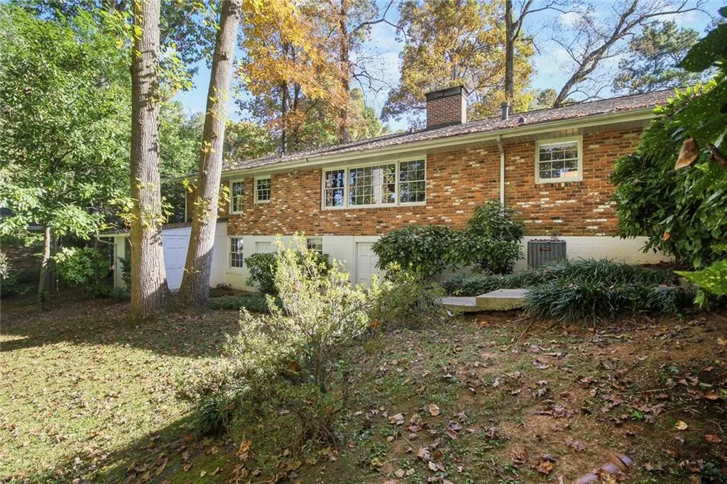 820 Starlight Circle, Sandy Springs, Georgia 30342, 2 Bedrooms Bedrooms, ,3 BathroomsBathrooms,Residential,Sold,820 Starlight Circle,6968223