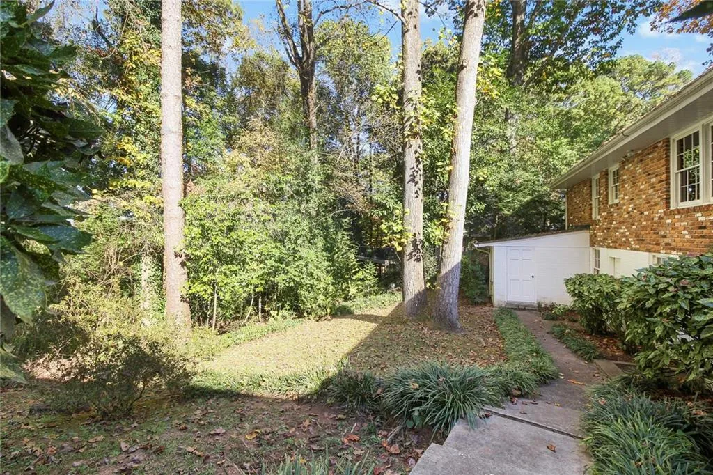 820 Starlight Circle, Sandy Springs, Georgia 30342, 2 Bedrooms Bedrooms, ,3 BathroomsBathrooms,Residential,Sold,820 Starlight Circle,6968223