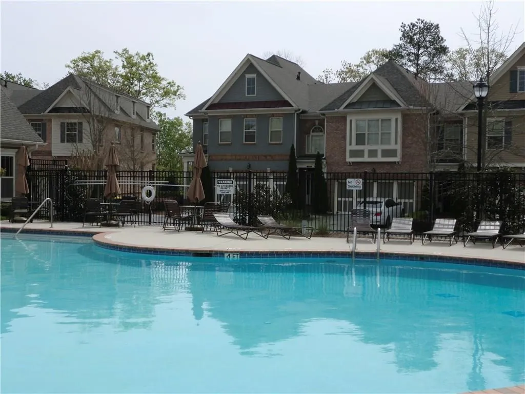 7250 Glisten Avenue Unit 98, Sandy Springs, Georgia 30328, 3 Bedrooms Bedrooms, ,3 BathroomsBathrooms,Residential,Sold,7250 Glisten Avenue Unit 98,5671205
