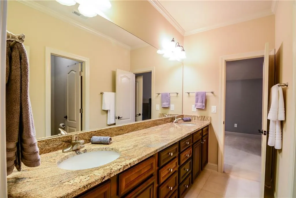 3952 Dahlwiny Court, Sandy Springs, Georgia 30350, 5 Bedrooms Bedrooms, ,4 BathroomsBathrooms,Residential,Sold,3952 Dahlwiny Court,5637755