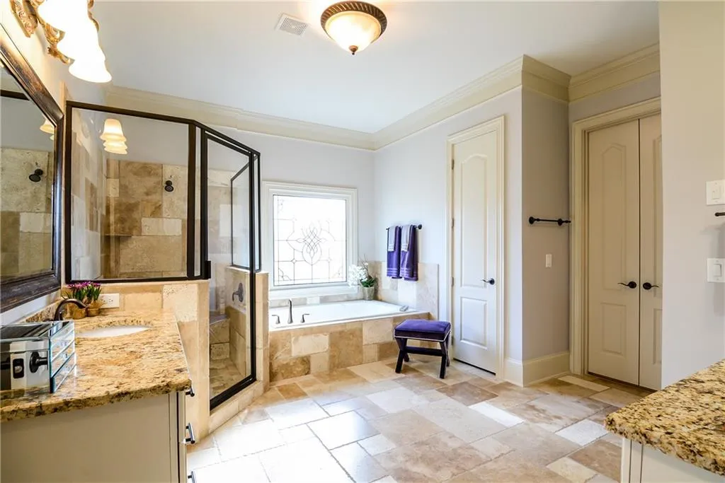 3952 Dahlwiny Court, Sandy Springs, Georgia 30350, 5 Bedrooms Bedrooms, ,4 BathroomsBathrooms,Residential,Sold,3952 Dahlwiny Court,5637755