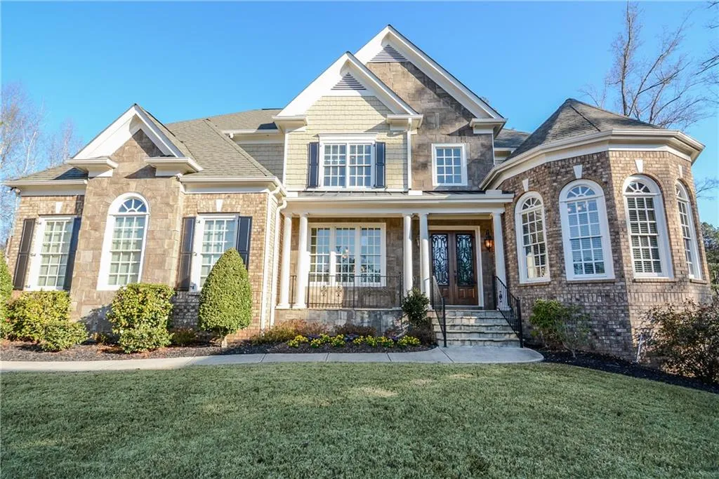 3952 Dahlwiny Court, Sandy Springs, Georgia 30350, 5 Bedrooms Bedrooms, ,4 BathroomsBathrooms,Residential,Sold,3952 Dahlwiny Court,5637755