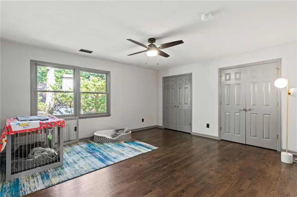 190 Grogans Landing, Sandy Springs, Georgia 30350, 5 Bedrooms Bedrooms, ,4 BathroomsBathrooms,Residential,Sold,190 Grogans Landing,7264610