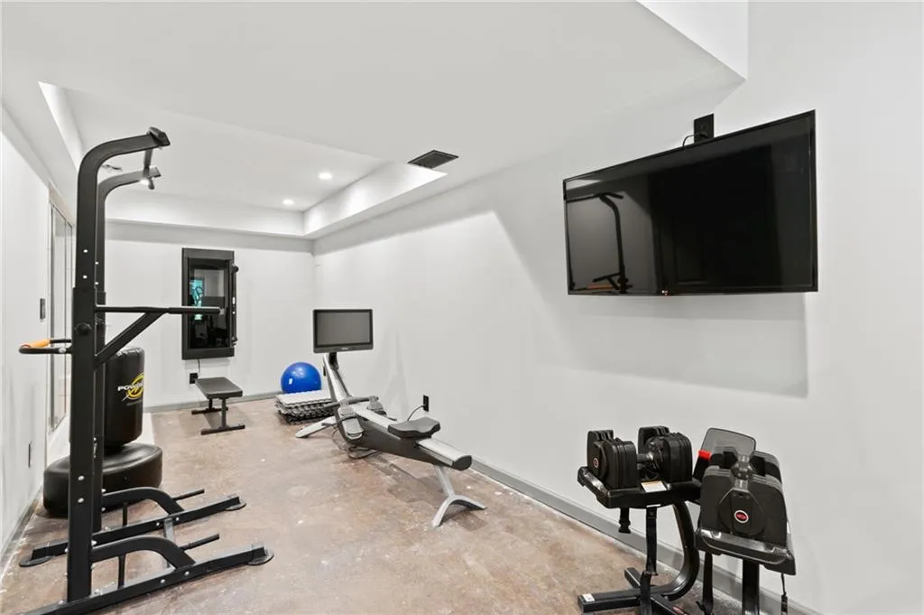 190 Grogans Landing, Sandy Springs, Georgia 30350, 5 Bedrooms Bedrooms, ,4 BathroomsBathrooms,Residential,Sold,190 Grogans Landing,7264610