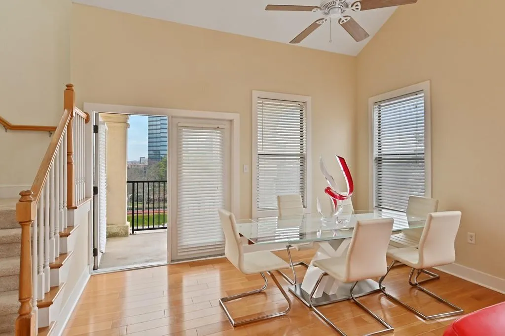 799 Hammond Drive Unit 429, Sandy Springs, Georgia 30328, 2 Bedrooms Bedrooms, ,2 BathroomsBathrooms,Residential,Sold,799 Hammond Drive Unit 429,6832680