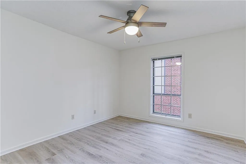 6851 Roswell Road Unit M18, Sandy Springs, Georgia 30328, 3 Bedrooms Bedrooms, ,2 BathroomsBathrooms,Residential,Sold,6851 Roswell Road Unit M18,6669988