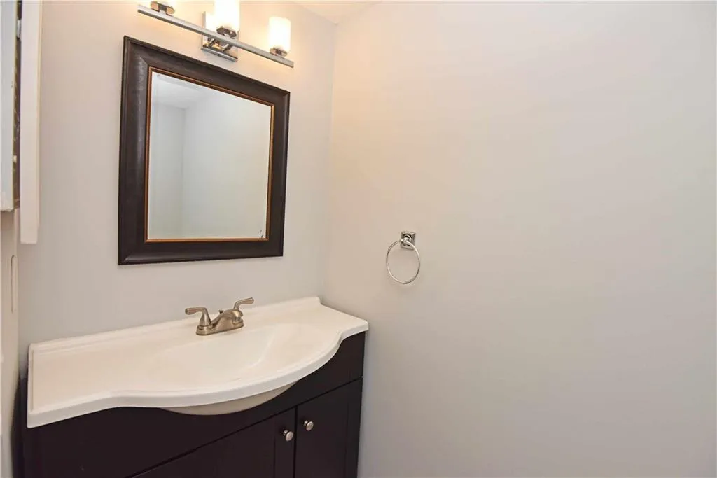 500 Sutters Point, Atlanta, Georgia 30328, 3 Bedrooms Bedrooms, ,3 BathroomsBathrooms,Residential,Sold,500 Sutters Point,6582806