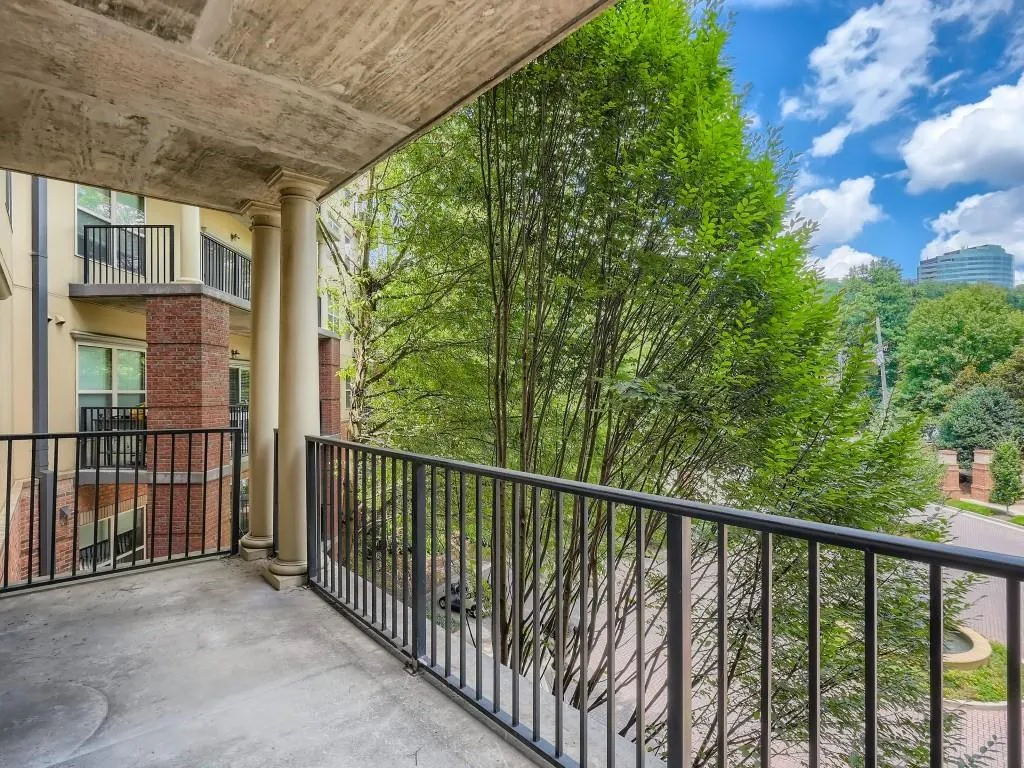 200 River Vista Drive Unit 405, Atlanta, Georgia 30339, 1 Bedroom Bedrooms, ,1 BathroomBathrooms,Residential,Sold,200 River Vista Drive Unit 405,7094323