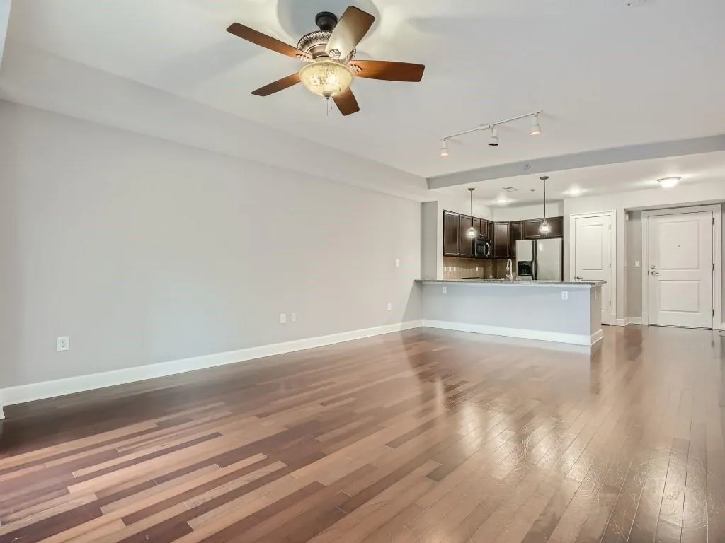 200 River Vista Drive Unit 405, Atlanta, Georgia 30339, 1 Bedroom Bedrooms, ,1 BathroomBathrooms,Residential,Sold,200 River Vista Drive Unit 405,7094323