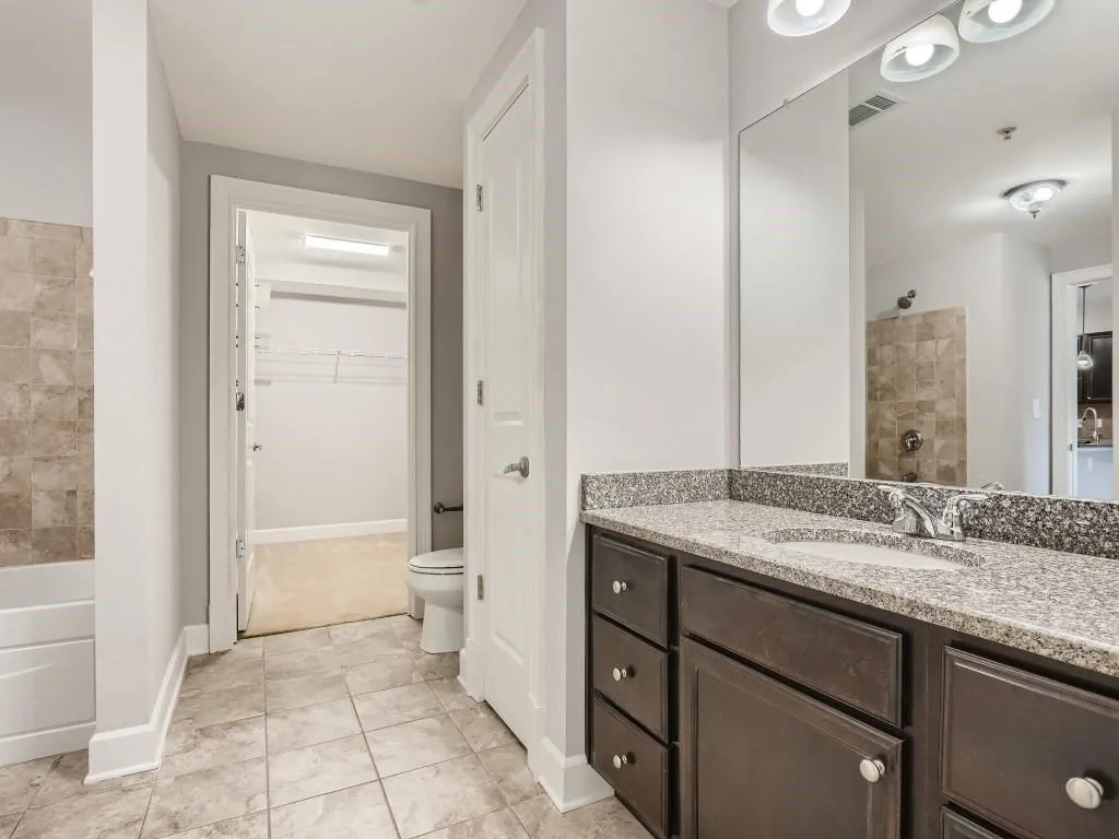 200 River Vista Drive Unit 405, Atlanta, Georgia 30339, 1 Bedroom Bedrooms, ,1 BathroomBathrooms,Residential,Sold,200 River Vista Drive Unit 405,7094323