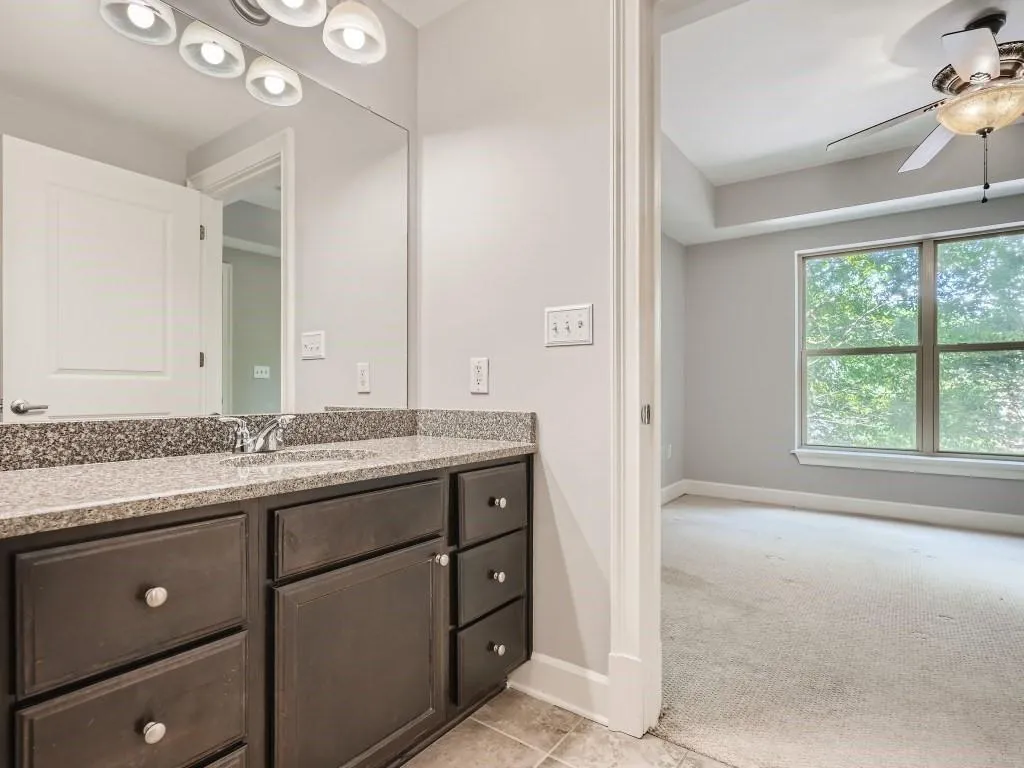 200 River Vista Drive Unit 405, Atlanta, Georgia 30339, 1 Bedroom Bedrooms, ,1 BathroomBathrooms,Residential,Sold,200 River Vista Drive Unit 405,7094323