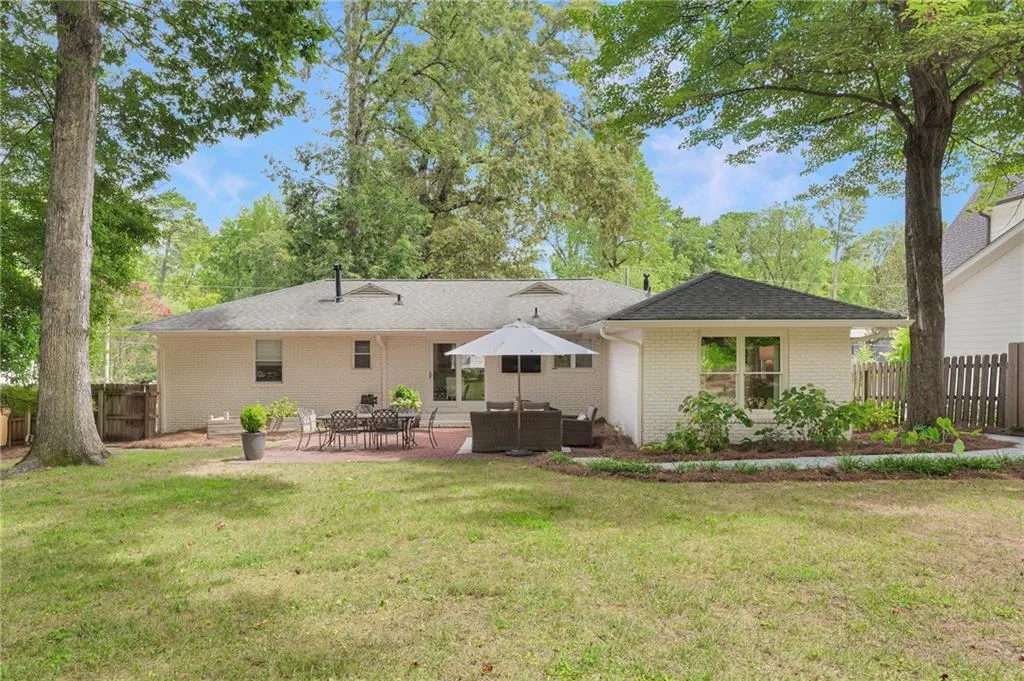 2616 Winding Lane Ne, Brookhaven, Georgia 30319, 4 Bedrooms Bedrooms, ,2 BathroomsBathrooms,Residential,For Sale,2616 Winding Lane Ne,7630325