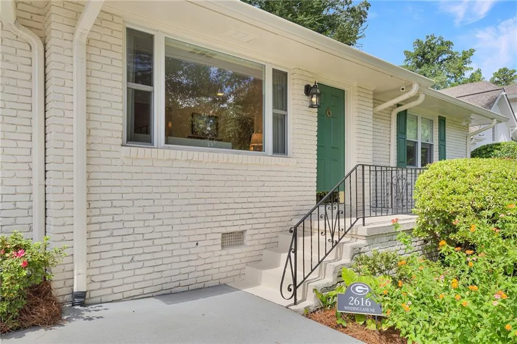 2616 Winding Lane Ne, Brookhaven, Georgia 30319, 4 Bedrooms Bedrooms, ,2 BathroomsBathrooms,Residential,For Sale,2616 Winding Lane Ne,7630325