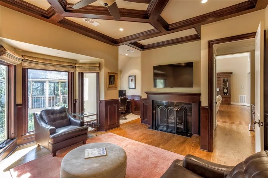 875 Marseilles Drive, Sandy Springs, Georgia 30327, 6 Bedrooms Bedrooms, ,7 BathroomsBathrooms,Residential,Sold,875 Marseilles Drive,5668154