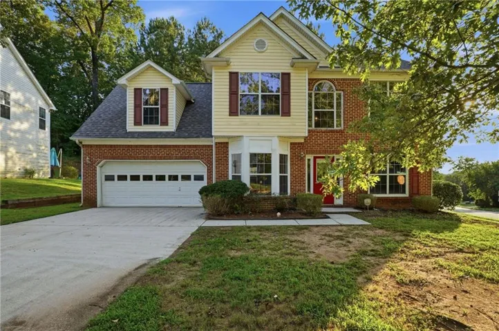 2470 Miller Oaks Circle, Decatur, Georgia 30035