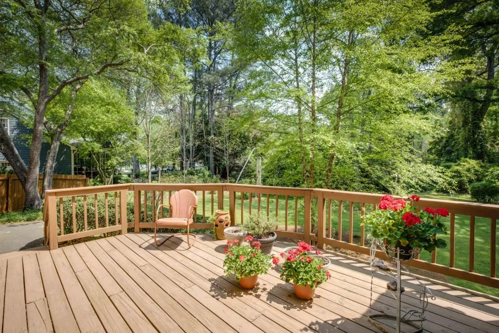 5025 Nesbit Ferry Lane, Sandy Springs, Georgia 30350, 4 Bedrooms Bedrooms, ,2 BathroomsBathrooms,Residential,Sold,5025 Nesbit Ferry Lane,5837493