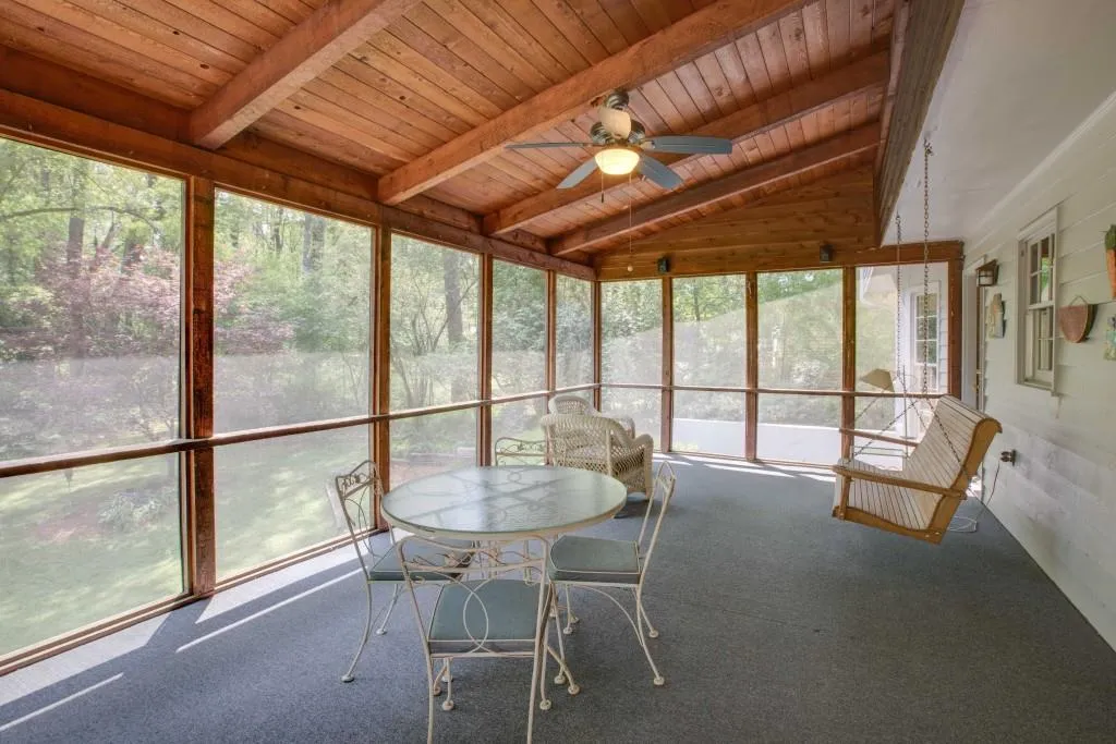 5025 Nesbit Ferry Lane, Sandy Springs, Georgia 30350, 4 Bedrooms Bedrooms, ,2 BathroomsBathrooms,Residential,Sold,5025 Nesbit Ferry Lane,5837493