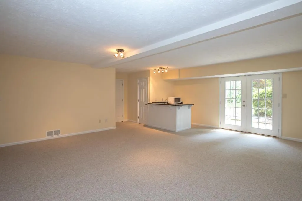 5025 Nesbit Ferry Lane, Sandy Springs, Georgia 30350, 4 Bedrooms Bedrooms, ,2 BathroomsBathrooms,Residential,Sold,5025 Nesbit Ferry Lane,5837493