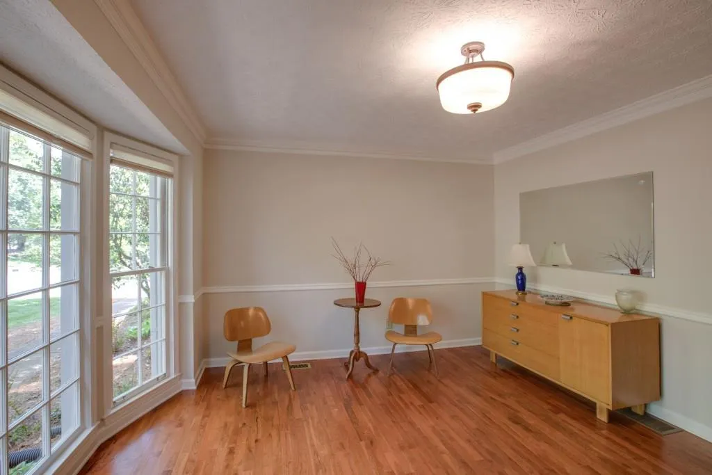 5025 Nesbit Ferry Lane, Sandy Springs, Georgia 30350, 4 Bedrooms Bedrooms, ,2 BathroomsBathrooms,Residential,Sold,5025 Nesbit Ferry Lane,5837493