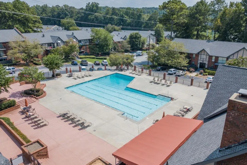 6851 Roswell Road Unit F-14, Atlanta, Georgia 30328, 3 Bedrooms Bedrooms, ,2 BathroomsBathrooms,Residential,Sold,6851 Roswell Road Unit F-14,6059452