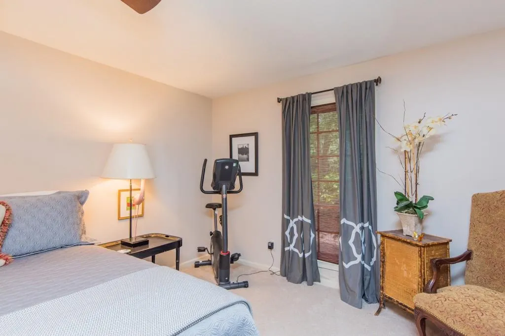 6851 Roswell Road Unit F-14, Atlanta, Georgia 30328, 3 Bedrooms Bedrooms, ,2 BathroomsBathrooms,Residential,Sold,6851 Roswell Road Unit F-14,6059452