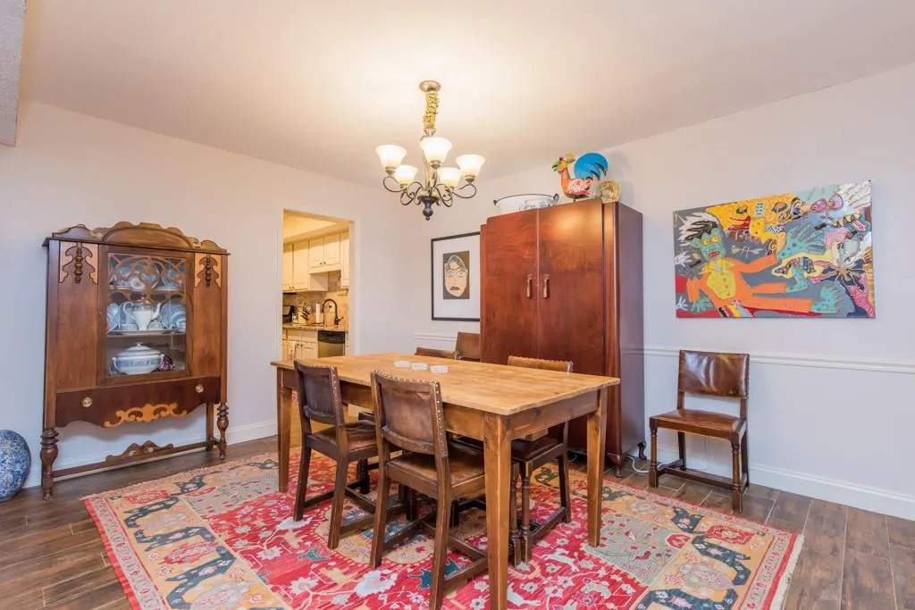6851 Roswell Road Unit F-14, Atlanta, Georgia 30328, 3 Bedrooms Bedrooms, ,2 BathroomsBathrooms,Residential,Sold,6851 Roswell Road Unit F-14,6059452