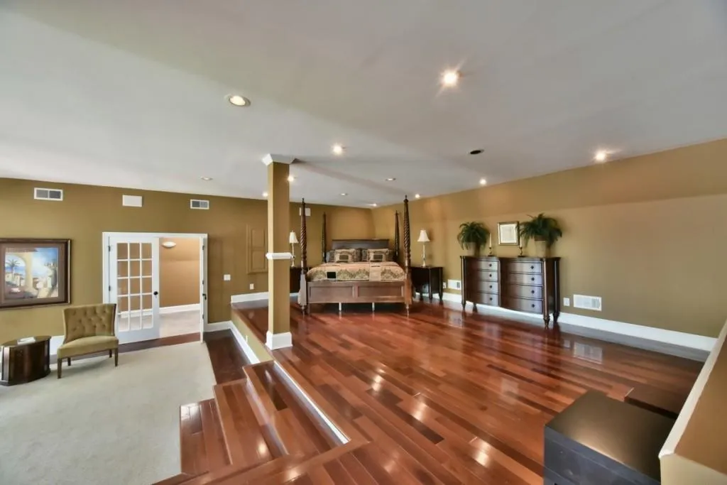 9205 Huntcliff Trace, Sandy Springs, Georgia 30350, 7 Bedrooms Bedrooms, ,5 BathroomsBathrooms,Residential,Sold,9205 Huntcliff Trace,5633543