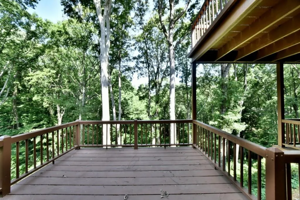 9205 Huntcliff Trace, Sandy Springs, Georgia 30350, 7 Bedrooms Bedrooms, ,5 BathroomsBathrooms,Residential,Sold,9205 Huntcliff Trace,5633543