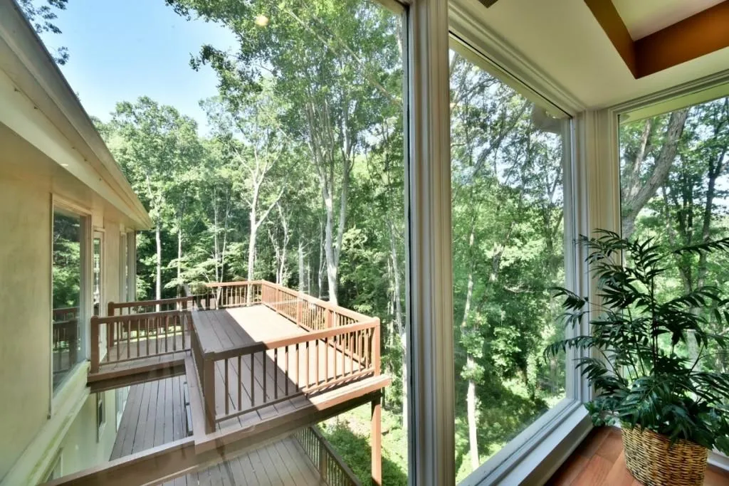9205 Huntcliff Trace, Sandy Springs, Georgia 30350, 7 Bedrooms Bedrooms, ,5 BathroomsBathrooms,Residential,Sold,9205 Huntcliff Trace,5633543