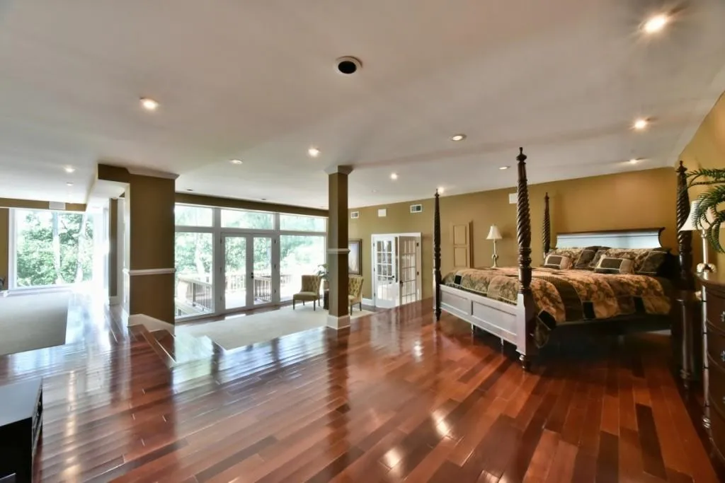 9205 Huntcliff Trace, Sandy Springs, Georgia 30350, 7 Bedrooms Bedrooms, ,5 BathroomsBathrooms,Residential,Sold,9205 Huntcliff Trace,5633543